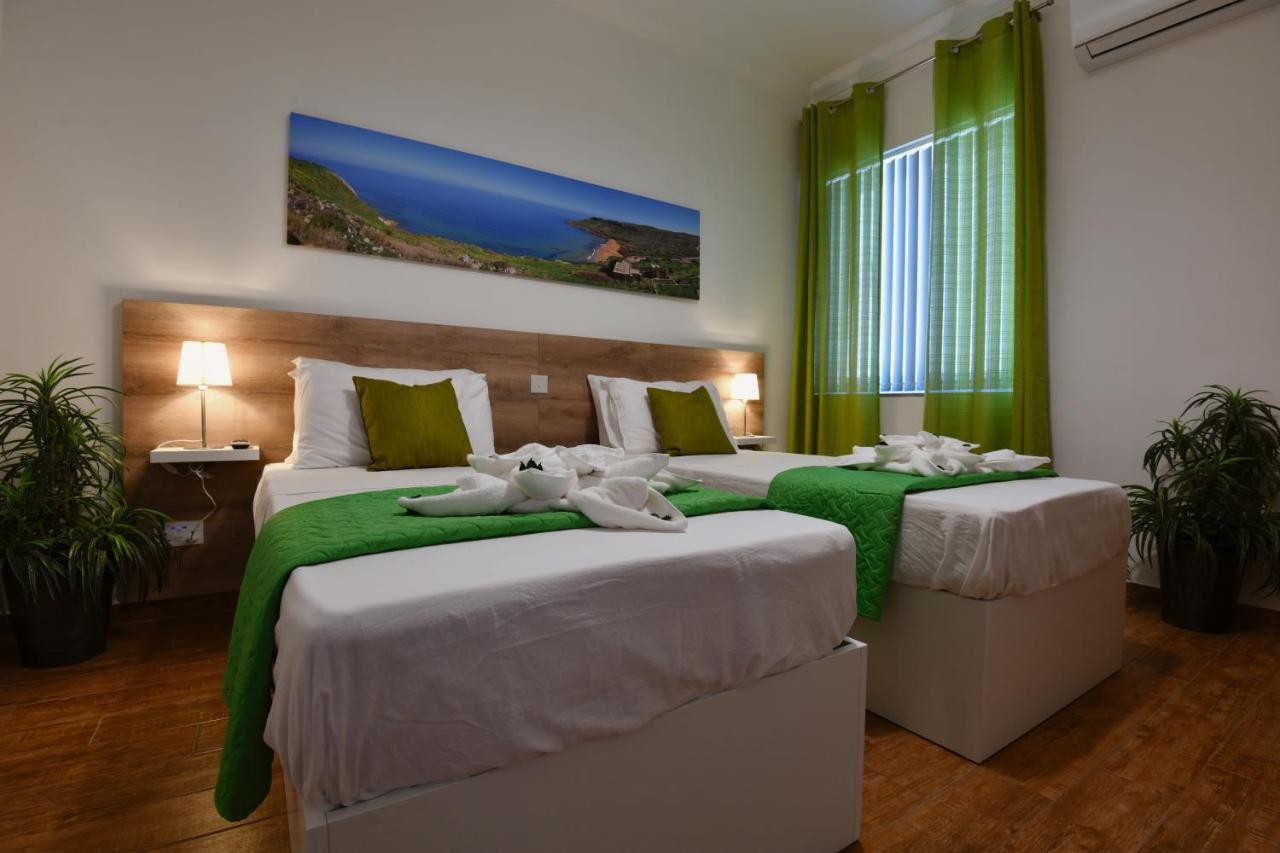A Bed Of Roses Apartment Marsalforn Exterior foto