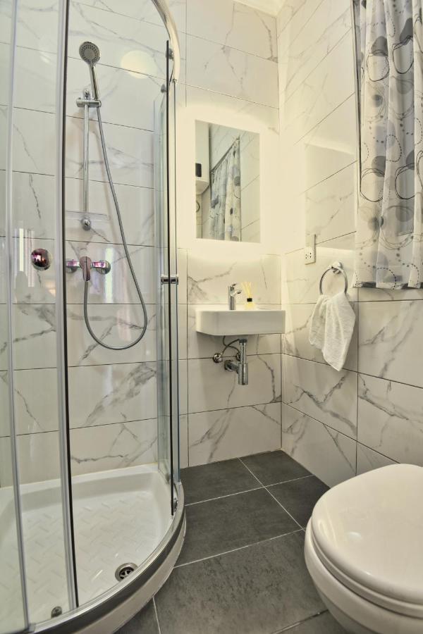 A Bed Of Roses Apartment Marsalforn Exterior foto