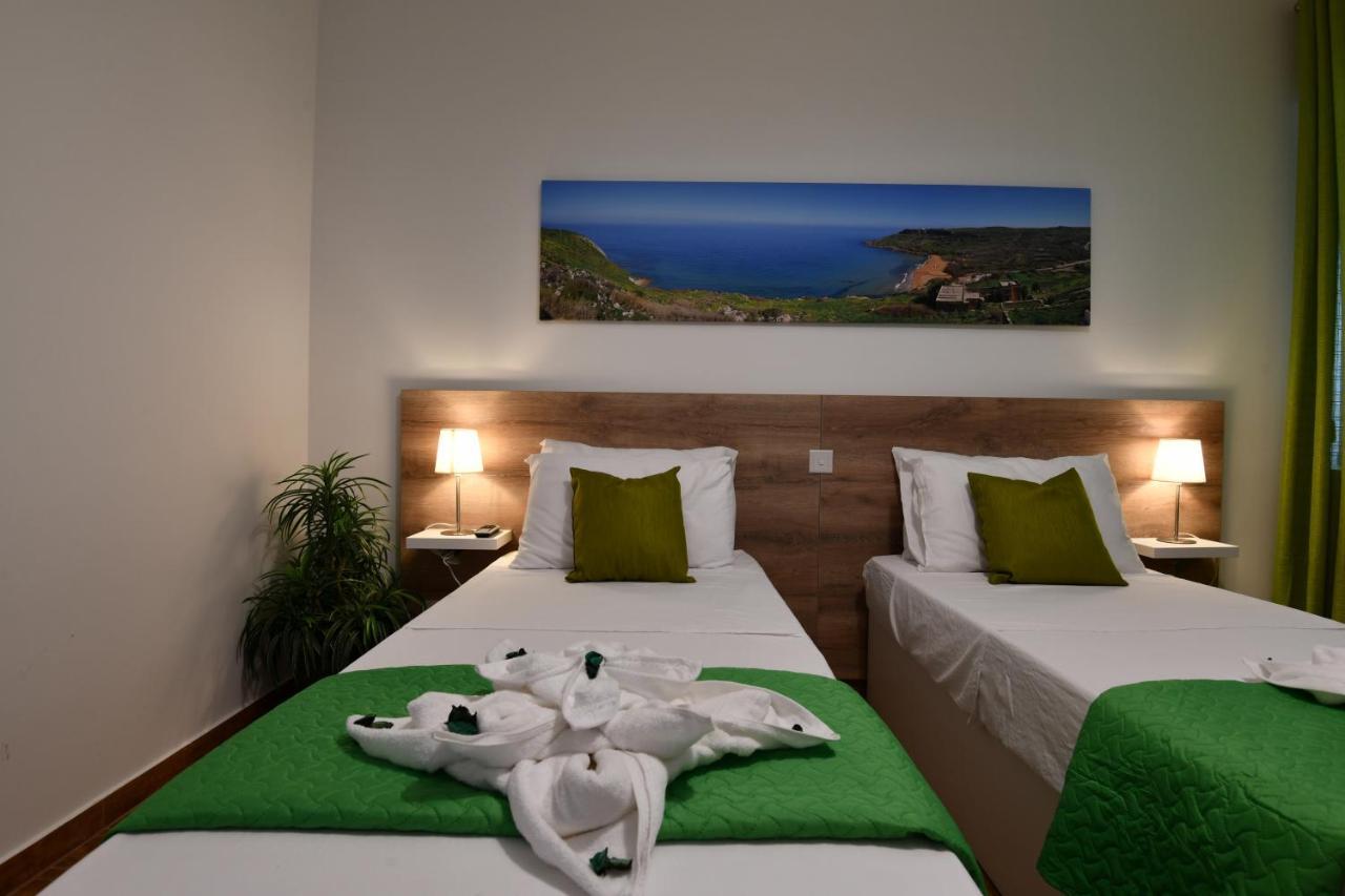 A Bed Of Roses Apartment Marsalforn Exterior foto
