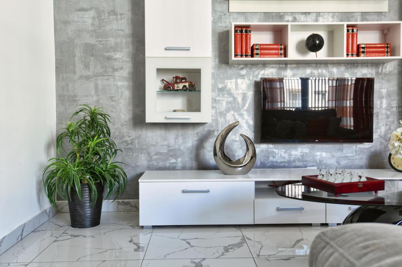 A Bed Of Roses Apartment Marsalforn Exterior foto