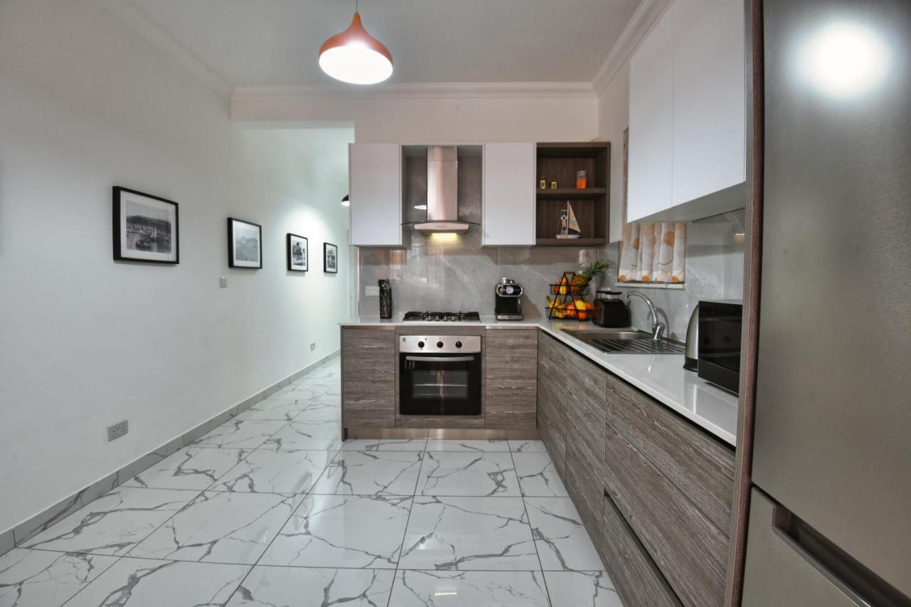 A Bed Of Roses Apartment Marsalforn Exterior foto