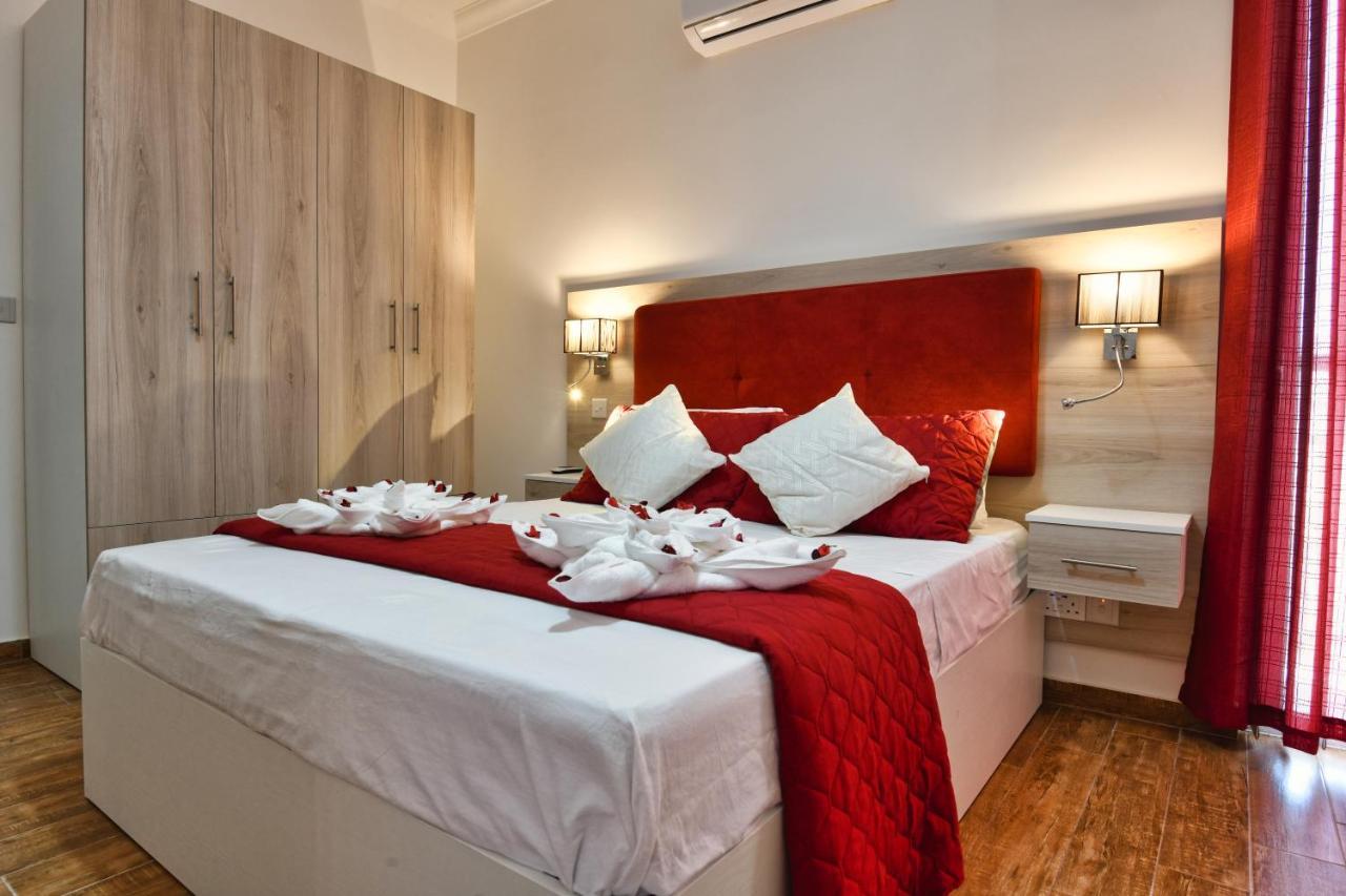 A Bed Of Roses Apartment Marsalforn Exterior foto