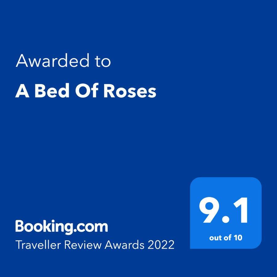 A Bed Of Roses Apartment Marsalforn Exterior foto